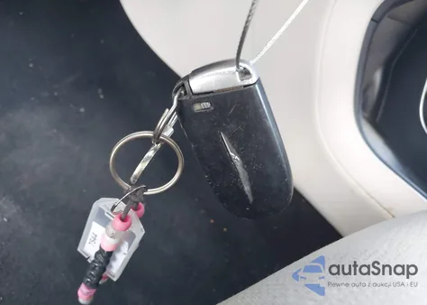 2016 Chrysler 200 Limited z USA, uszkodzony, nr VIN 1C3CCCABXGN137910